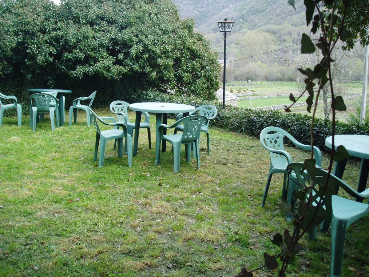 Hotel Rural El Urogallo Murias de Paredes Ngoại thất bức ảnh